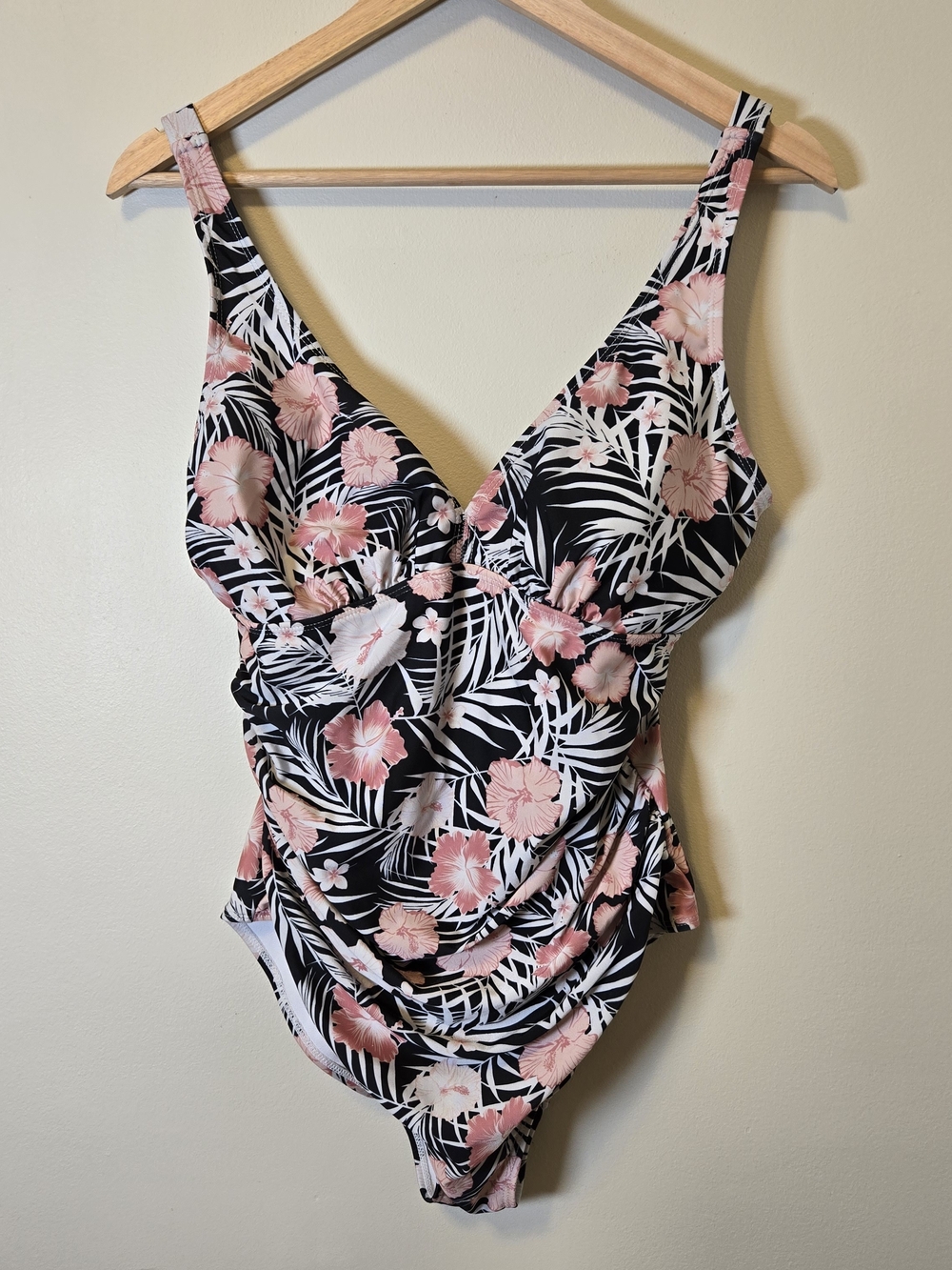 Floral V-Neck One-Piece Swimsuit in Black and Pink